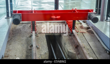 Wellington Cable Car Straßenbahn Endstation am Kelburn rote Puffer Zug Gleis am oberen Rand der Bergstation Stockfoto