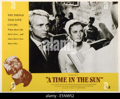 Eine Zeit IN der Sonne (aka PRINSESSAN), US-Lobbycard, von links: Lars Passgard, Grynet Molvig, 1966 Stockfoto