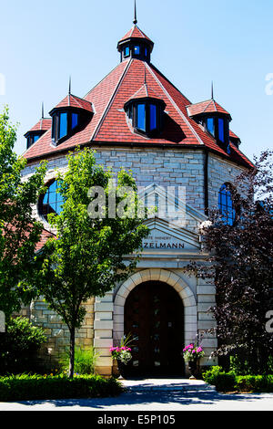 Niagara-on-der See Ontario Kanada. Konzelmann Weingut am Ufer des Lake Ontario Stockfoto