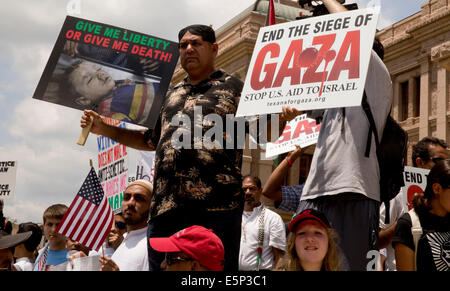 Rally bei Texas Capitol Protest gegen Israels Belagerung des Gazastreifens und die US-Unterstützung und Finanzierung von Israel. Stockfoto