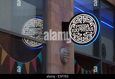 Pizza Express Schild ein Fast Food-Kette. Stockfoto