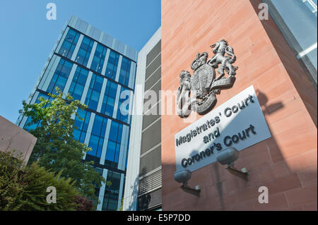 Die Beschilderung von der Manchester Magistrates Court und Untersuchungsgericht in der Nähe von Spinningfields in Manchester. Stockfoto