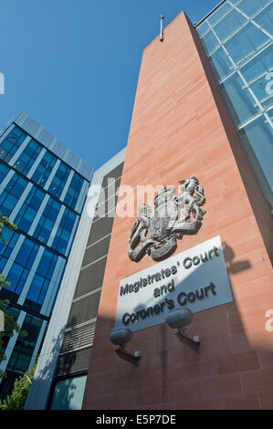 Die Beschilderung von der Manchester Magistrates Court und Untersuchungsgericht in der Nähe von Spinningfields in Manchester. Stockfoto