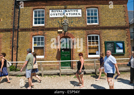 Außenseite der Royal Native Oyster Stores in Whitstable Kent England UK Stockfoto