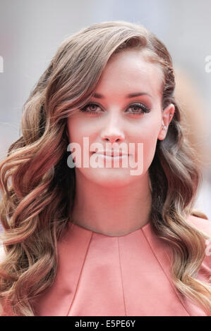 April Pearson besucht die Weltpremiere von The Expendables 3 am 08.04.2014 im ODEON Leicester Square, London. Personen im Bild: April Pearson. Bild von Julie Edwards Stockfoto