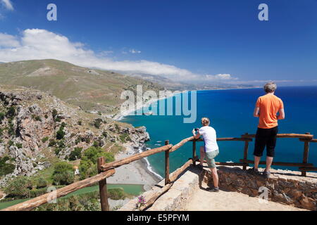 Anzeigen von Punkt von Preveli Beach, Rethymnon Bezirk, Süd-Kreta, Kreta, griechische Inseln, Griechenland, Europa Stockfoto