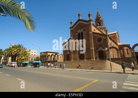 Katholische Kathedrale St. Marien auf Harnet Avenue, Asmara, der Hauptstadt von Eritrea, Afrika Stockfoto