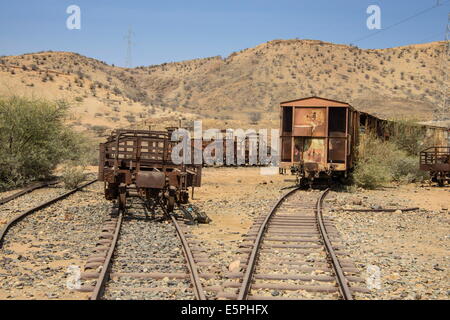 Alten Trainer der italienischen Bahn von Massawa nach Asmara, Eritrea, Afrika Stockfoto