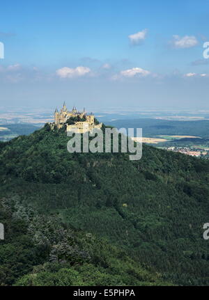 Burg Hohenzollern, Hechingen, Schwäbische Alb, Baden-Württemberg, Deutschland, Europa Stockfoto