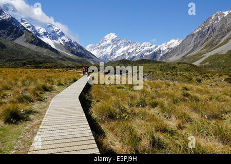 Promenade am Mount Cook Nationalpark, der UNESCO, Hooker Valley Trail, Region Canterbury, Südinsel, Neuseeland Stockfoto