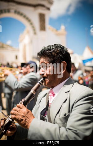 Musiker, Fiesta De La Virgen De La Candelaria, Copacabana, Titicacasee, Bolivien, Südamerika Stockfoto