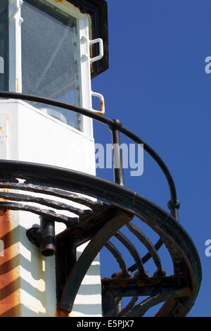 Abschnitt des Leuchtturms auf Smeaton Pier St Ives Cornwall South West England Großbritannien hautnah Stockfoto