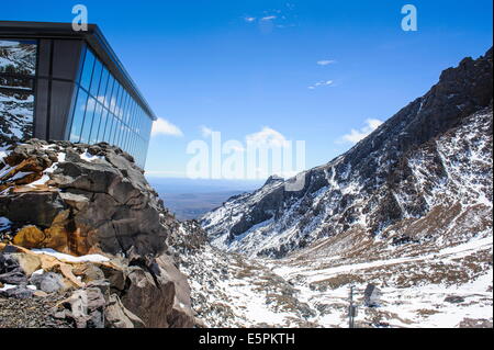 Ski-Hütte am Mount Ruapehu, Tongariro National Park, UNESCO-Weltkulturerbe, North Island, Neuseeland, Pazifik Stockfoto