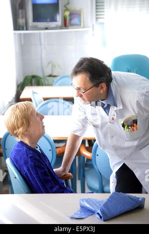 Paul Brousse Krankenhausaufenthalt, Institut für Gerontologie, Villejuif, Frankreich, Abteilung für langfristige angepasst von Menschen mit Stockfoto