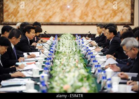 Peking, China. 5. August 2014. Die sechsten ordentlichen Sitzung das Cross-Strait Ausschuss für wirtschaftliche Zusammenarbeit (ECC) wird gemeinsam von dem chinesischen Festland Association for Relations in the Taiwan Straits (ARATS) und die Taiwan-gegründete Straits Exchange Foundation (SEF) in Peking, Hauptstadt von China, 5. August 2014 statt. Bildnachweis: Chen Yehua/Xinhua/Alamy Live-Nachrichten Stockfoto