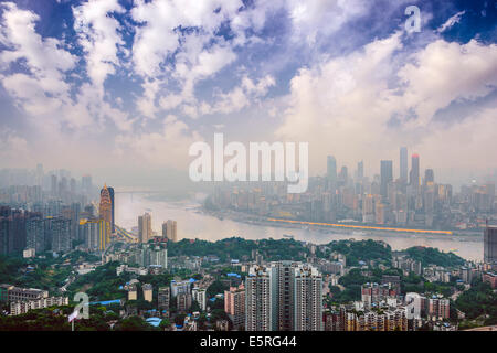 Chongqing, China über den Jangtse-Fluss. Stockfoto