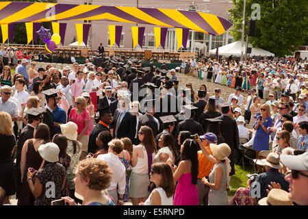 Graduierenden Studenten-Parade in der Sitzecke vor ihrer Abschlussfeier am Williams College in Williamstown, Massachusetts. Stockfoto