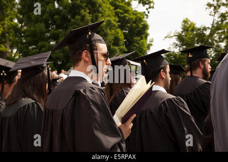 Graduierenden Studenten-Parade in der Sitzecke vor ihrer Abschlussfeier am Williams College in Williamstown, Massachusetts. Stockfoto