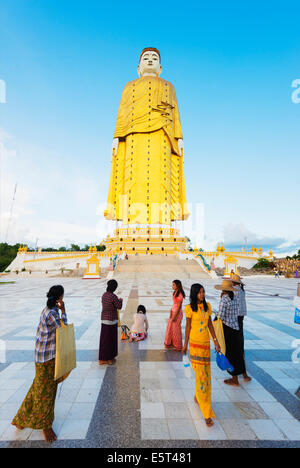 Süd-Ost-Asien, Myanmar, Monywa, Bodhi Tataung größte Buddha-Statue in der Welt Stockfoto