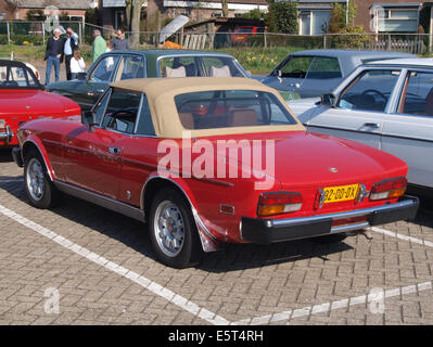 Fiat 124 SPIDER 2000 USA (1982), niederländischer Lizenz Registrierung 92-DD-DX, pic1 Stockfoto