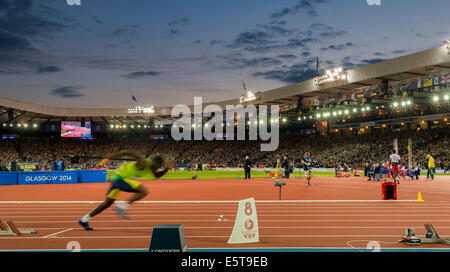 1. August 2014: Der Anfang vom halb-abschließenden 4x100m im Hampden Park, Glasgow während der 20. Commonwealth Games in Schottland. Stockfoto