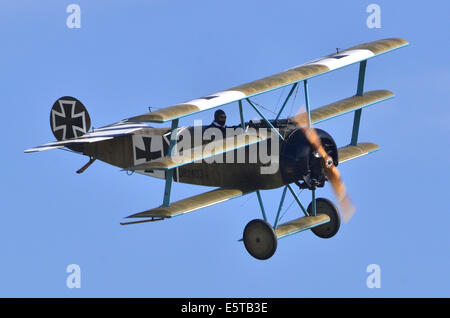 Fokker Dreidecker DR-1 WK1 Kampfflugzeug in Deutsch Markierungen anzeigen in Duxford Airshow Stockfoto