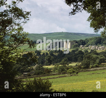 Schloss Bolton (15C) in die Ferne, Wensleydale, North Yorkshire, England 690708 011 Stockfoto