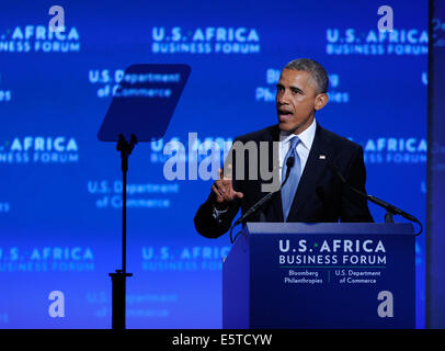 Washington, DC, USA. 5. August 2014. US-Präsident Barack Obama spricht bei dem Wirtschaftsforum der ersten U.S.-Afrika-Gipfel in Washington, D.C., Hauptstadt der Vereinigten Staaten, 5. August 2014. Bildnachweis: Bao Dandan/Xinhua/Alamy Live-Nachrichten Stockfoto