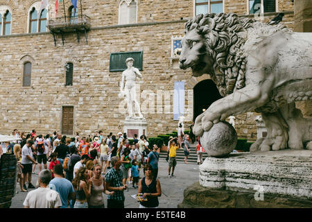 Statue von David außerhalb Museo di Palazzo Vecchio, Piazza della Signoria Toscana-Tuscany Stockfoto