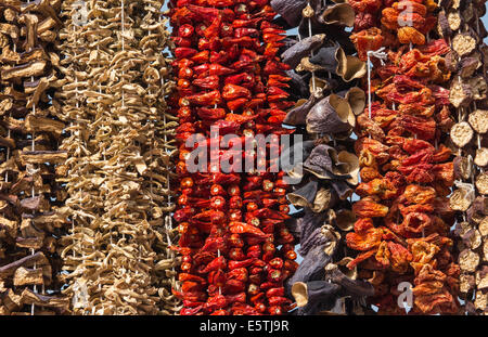 Getrocknetes Gemüse in Selçuk öffnen Luftverkehrsmarkt Türkei Stockfoto