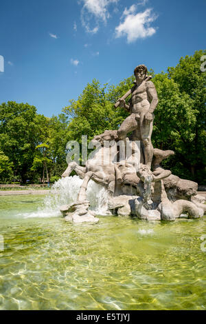 Neptunbrunnen, Alter botanischen Garten, München, Deutschland. Neptun-Brunnen, den alten botanischen Garten, München, Deutschland. Stockfoto