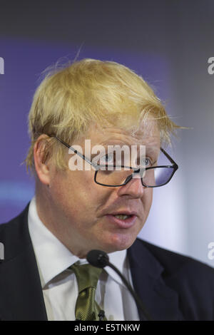 Finsbury Square, London, UK. 6. August 2014. Boris Johnson kündigt er bei Parlamentswahlen 2015 stehen, während europäische Erklärung bei Bloomberg, London, UK-Kredit geben will: Jeff Gilbert/Alamy Live News Stockfoto