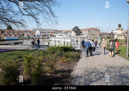 Touristen von Kanälen Stratford-Upon-Avon UK Vereinigtes Königreich-England-Großbritannien Stockfoto