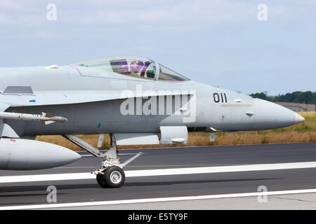 Schweizer Luftwaffe F/A - 18C Hornet bei der NATO Tigermeet am 23. Juni 2014 in Schleswig, Deutschland. Stockfoto