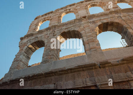 Detail des römischen Amphitheaters in Verona, Italien. Stockfoto