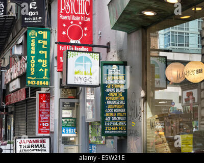 Koreanische Zeichen, Korea übrigens 32nd Street, NYC Stockfoto