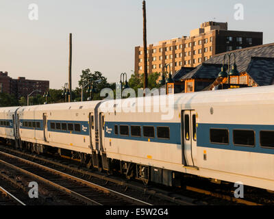 Dem Zug ankommen, Tarrytown Metro-North Train Station, New York Stockfoto