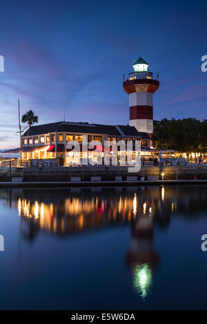 Hafen Sie Stadt Leuchtturm zur blauen Stunde, Hilton Head Island, South Carolina Stockfoto