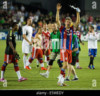 UNS. 6. August 2014.  THOMAS MUELLER (25) Wellen an die Fans. Die MLS All-Stars spielen FC Bayern München in die MLS All-Star Game im Providence Park am 6. August 2014. Bildnachweis: David Blair/ZUMA Draht/Alamy Live-Nachrichten Stockfoto