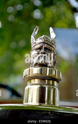 1915 Rover 12hp (sein 3055) Viking Kühlerfigur Stockfoto