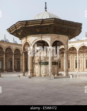 Zitadelle von Kairo, Ägypten - Innenhof in der Alabaster-Moschee oder die Moschee von Muhammad Ali Pasha Stockfoto