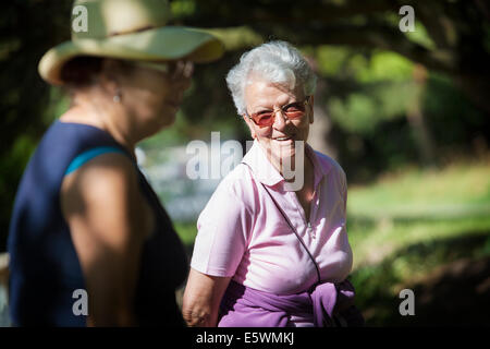 Ältere Person, die Ausübung einer Sports Stockfoto