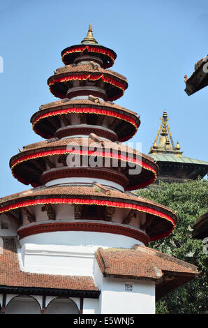 Dach des Hanuman Dhoka ist ein Komplex von Strukturen mit dem königlichen Palast der Malla-Könige in Basantapur Durbar Stockfoto