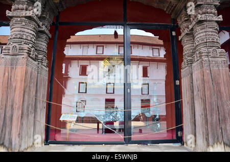 Hanuman Dhoka ist ein Komplex von Strukturen mit dem königlichen Palast der Malla-Könige in Nepal Kathmandu Durbar Square. Stockfoto