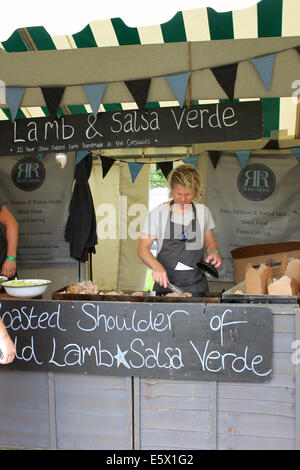 CLA Blenheim Country Fair - Lamm & Salsa Verde stall Stockfoto