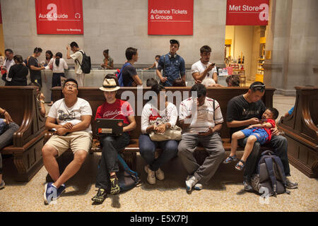 Haupteingang Halle, Metropolitan Museum of Art, New York City. Stockfoto