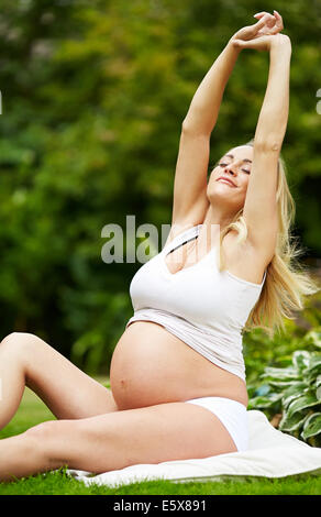 Schwangeren Yoga Stockfoto