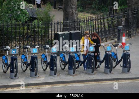 Barclays-Fahrrad-Schema im Londoner West End Stockfoto