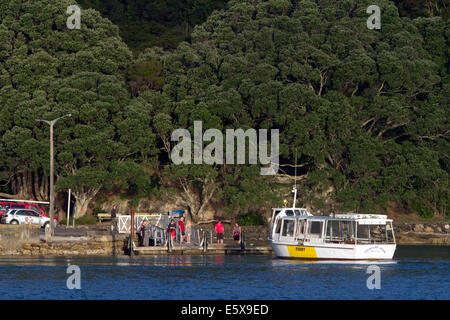 Mercury Bay liegt an der Ostküste der Coromandel-Halbinsel auf der Nordinsel von Neuseeland. Stockfoto