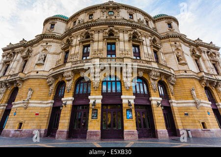 Panorama Haupteingang Vollansicht des Arriaga Theathre Buinding in der Stadt von Bilbao baskischen Land Spanien Stockfoto